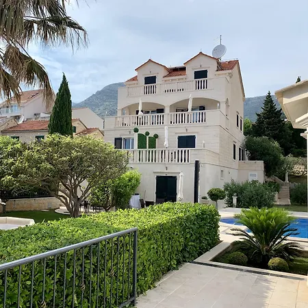 Jadranka Adults Only * Бол